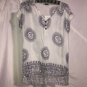 Earthbound trading Co tee